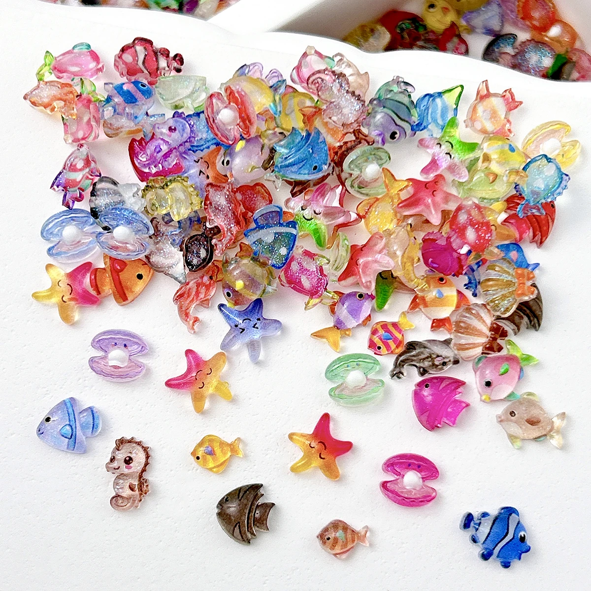 

20PCS Luminous Gradient Colored Marine Bio Resin Nail Charms Kawaii Starfish Shell Conch Mixed Nail Accessories DIY Nails Crafts