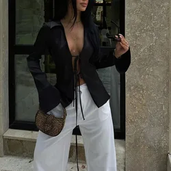 TRAFZA Sexy czarny satynowa kokarda wiązane bluzki kobiet z długim rękawem dekolt w szpic bluzki Slim moda 2024 lato eleganckie jedwabiste topy