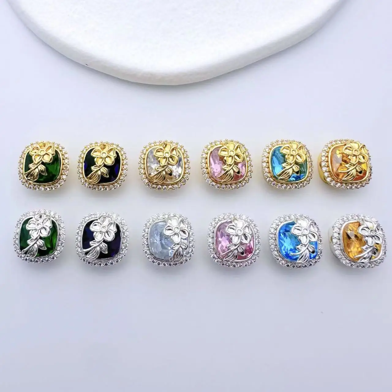 5 Pieces Copper Plated Zircon Square Flower Knot Multi-pass Beads DIY Pearl Necklace Bracelet Bracelet Jewelry Accessories