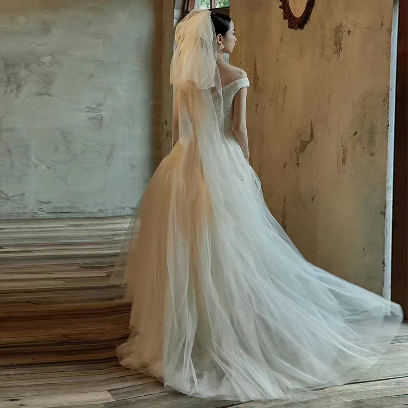 Vestido de novia sencillo con hombros descubiertos y cuello en V 2022, tul coreano, línea A, con tirantes, con cremallera