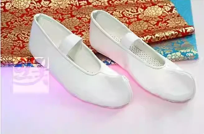 Korean Dance Shoes Min Base Shoes Hook Shoes White Flat Soles