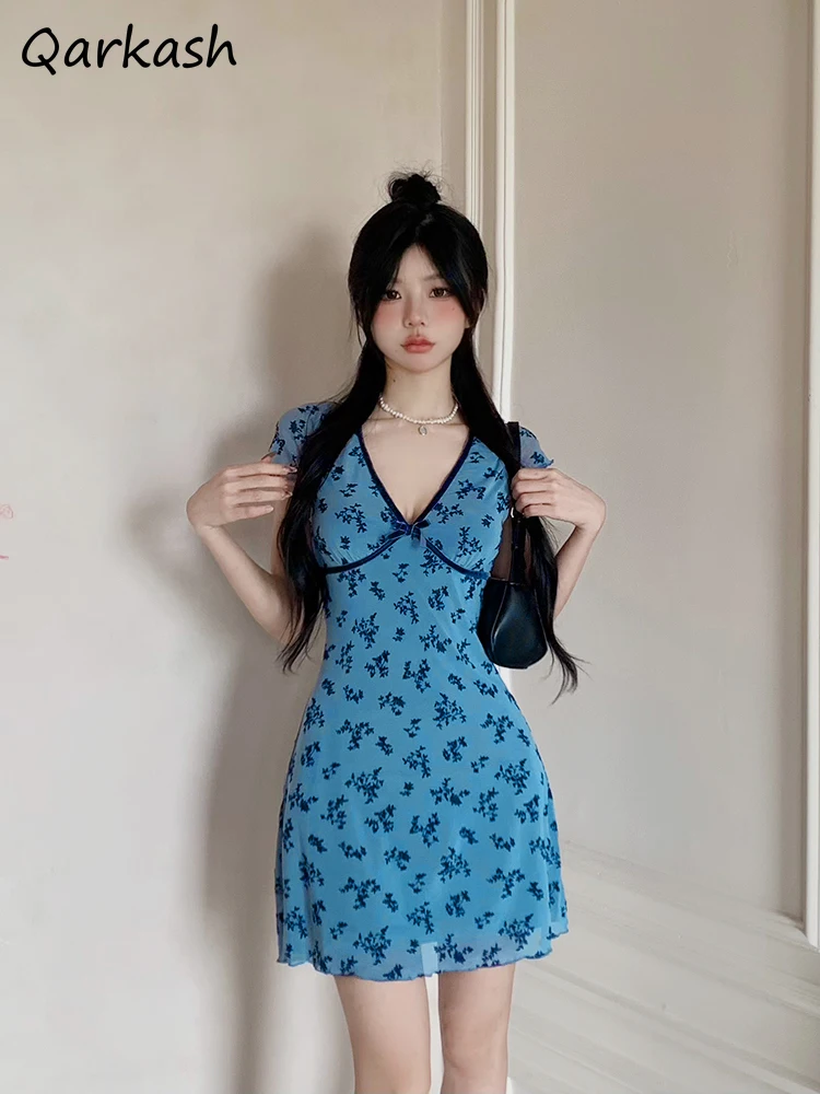 فساتين نسائية كلاسيكية لامعة صغيرة ريترو شبابية جميلة موضة ساحرة قابلة للتنفس صيفية غير رسمية مريحة على الطراز الكوري زهري يوميًا