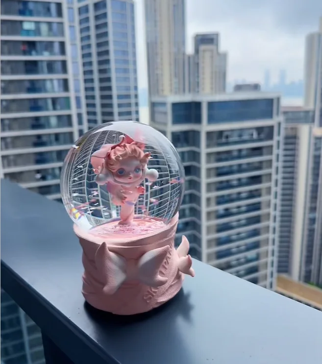 

POPMART SKULLPANDA Fashion Trends Advance and Retreat Door Series Crystal Ball Home Accessories Cute and Interesting Toys