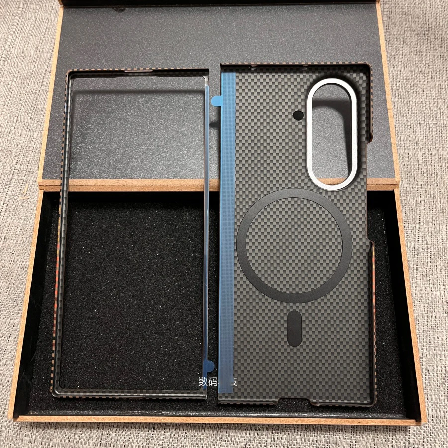 Thumbnail 3 - #62 Latest Samsung Z Fold 7 Cases Offers