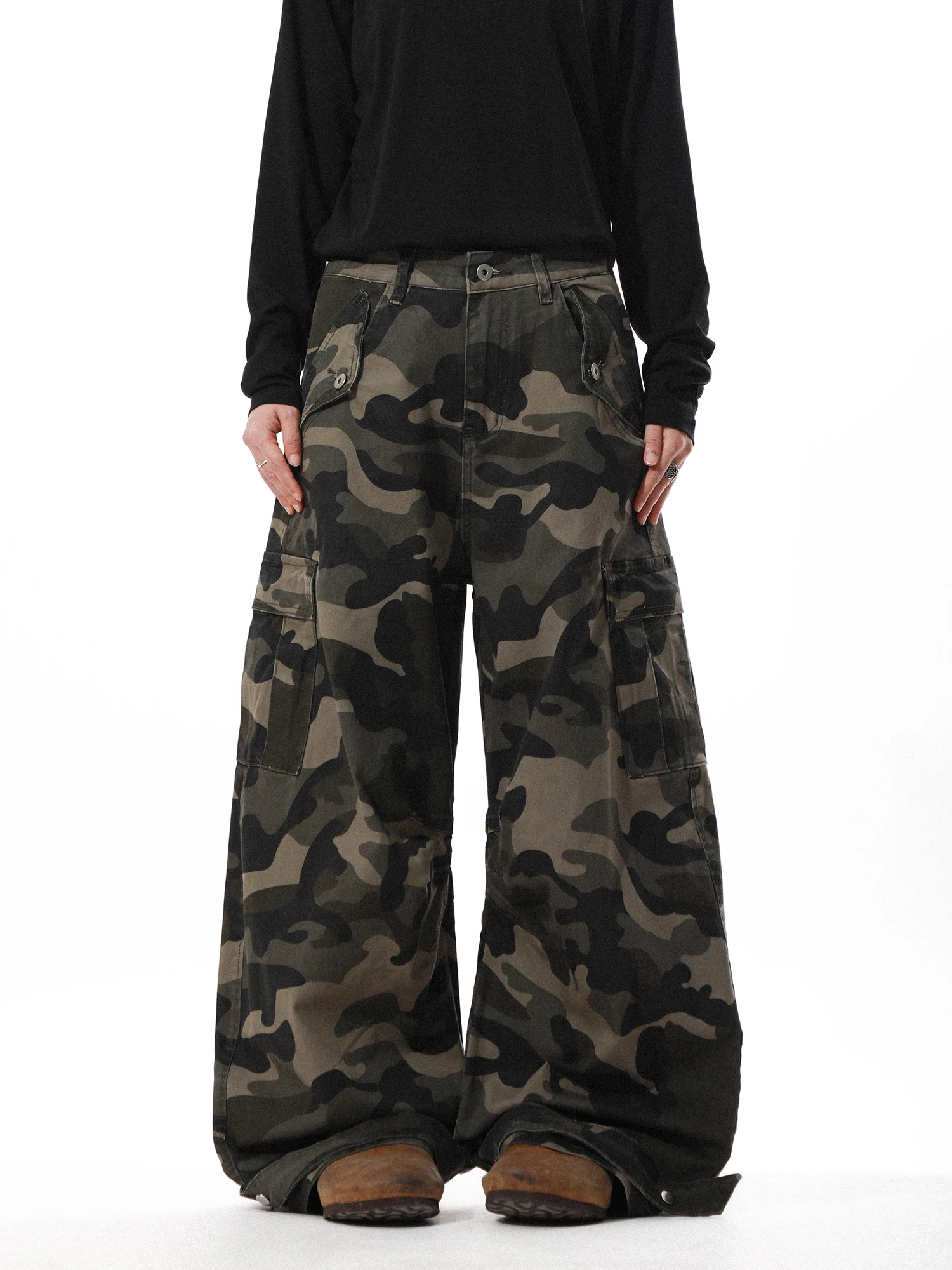 American Style Vintage Camouflage Work Pants Loose Wide Leg Multi Pocket Washed Casual Trousers for Men And Women