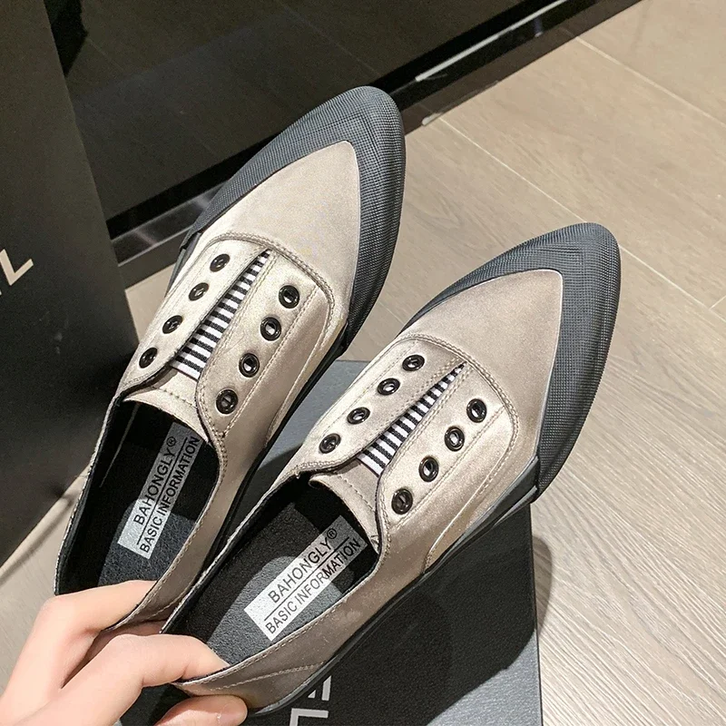 New Fashion Shoes Woman Trend Canvas Sport Casual Shoes Spring Flats Sneakers Running Ladies Loafers Pointed Toe Shoes