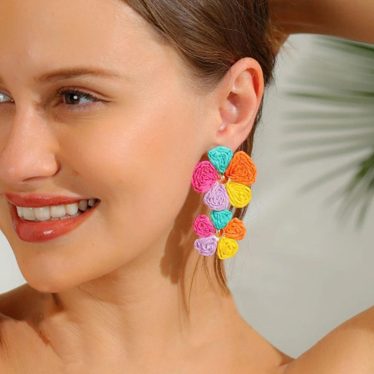 

Bohemia Elegant Raffia Flower Drop Earrings for Women Girls Summer Beach Floral Rattan Knit Earring Handmade Jewelry Accessories