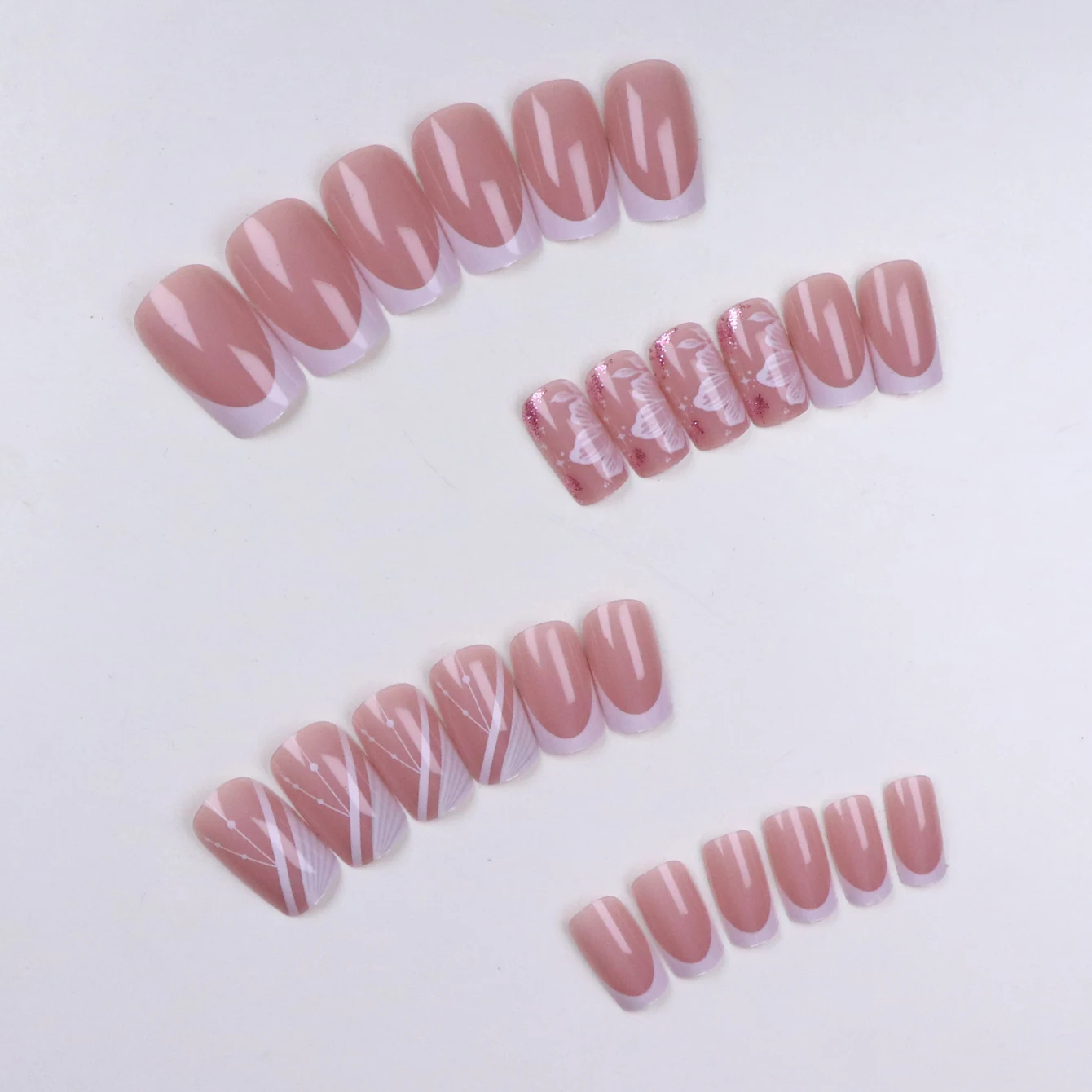 24 pezzi Migliora il tuo look con il set di unghie finte quadrate bianche con fiori francesi 1 lima per unghie e 1 kit di adesivi per colla per unghie