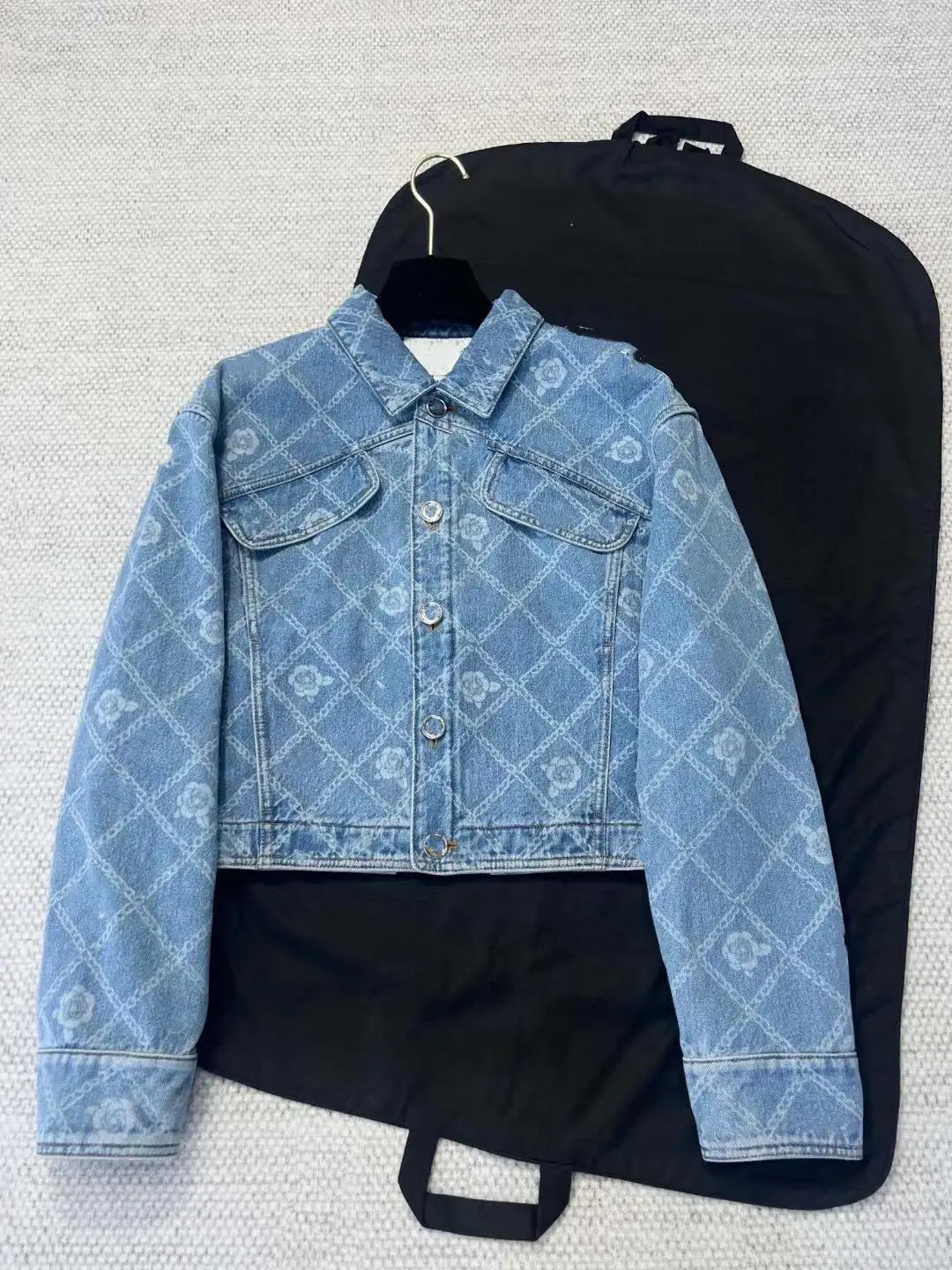 

2025 Women's Short Denim Jacket with All-Over Letter Print – Fashionable Casual Autumn Winter Open Front Cardigan Blazer Style