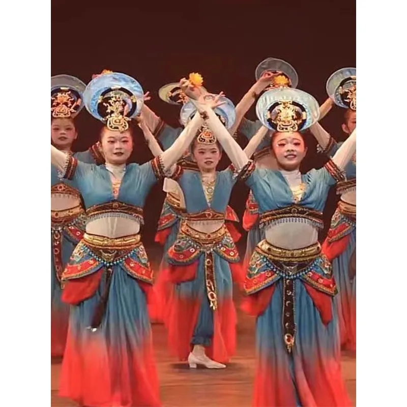 

Dunhuang dance costumes, ancient calls for the Silk Road, flying dance costumes, Western Regions style folk dance costumes