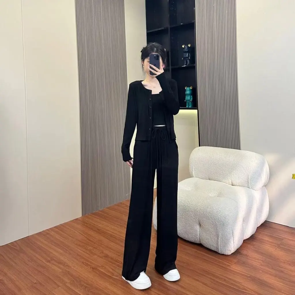 

Fashionable Three-Piece Set Thin Sports Casual Suit with Loose Cardigan And Wide-Leg Pants for Spring And Summer