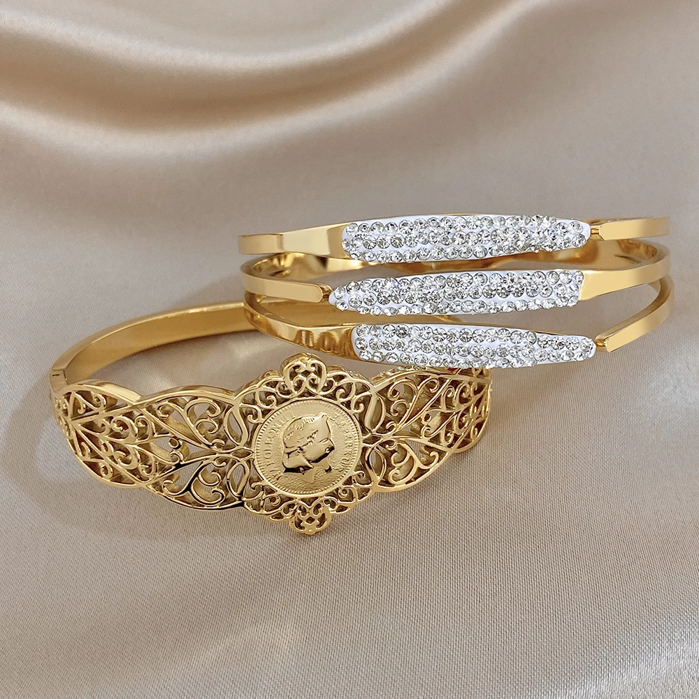 AENSOA Modisches Hohlgeschnitztes Armband mit Menschlichem Kopf, Dreischichtiges Diamantbesetztes Feinstes Streifenarmband, 2-teiliges Schmuckset – Detail 4