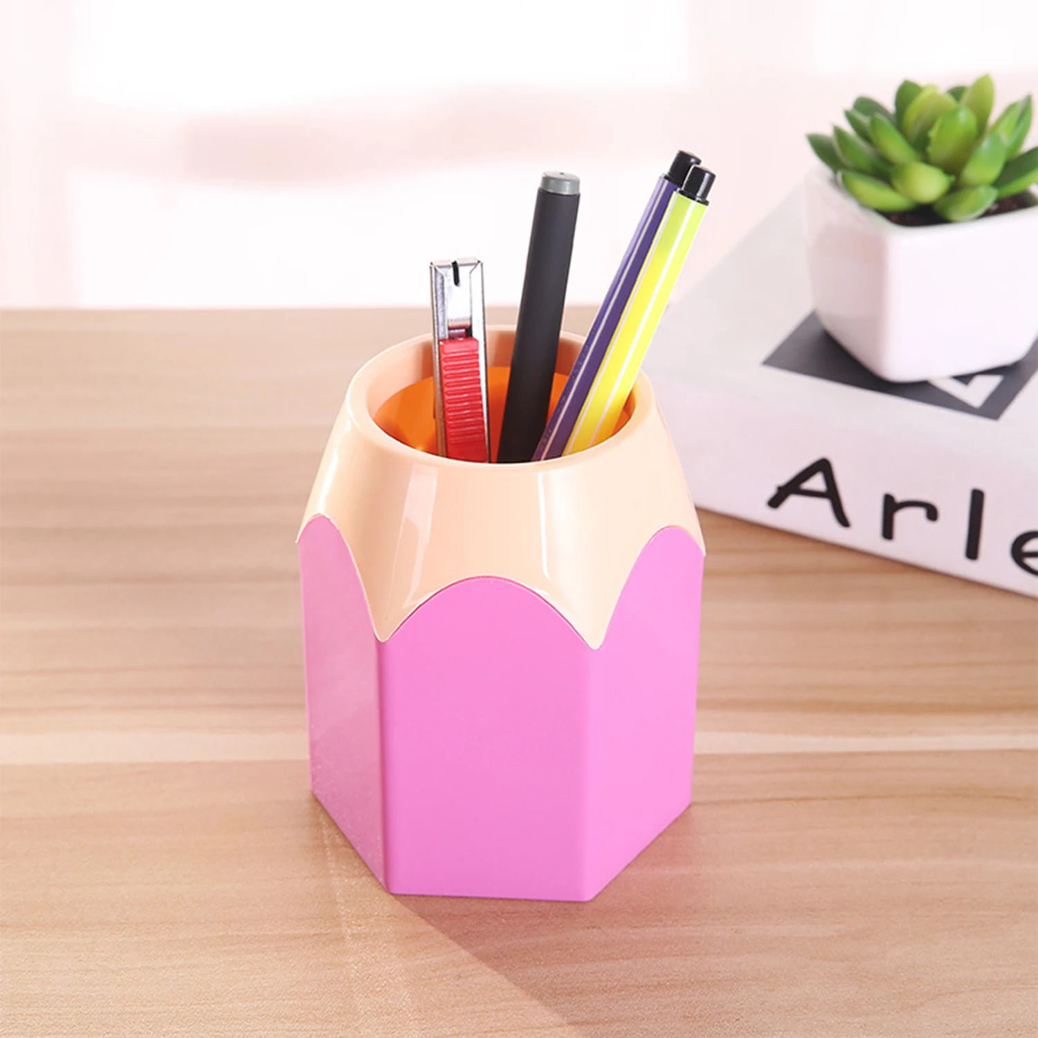 Desktop Storage Pen Holder Pencil Buckets Makeup Brush Storage Cup Pencil Shape Pen Stand Student Office Stationery Supplies