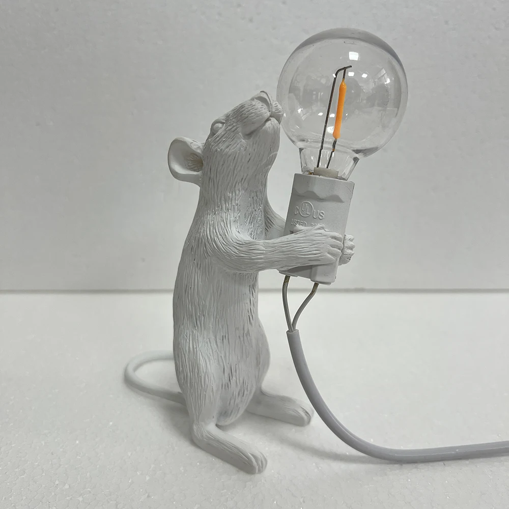 Modern Resin Animal LED Table Lamp - Mouse Cat Squirrel Design Night Light Desk Lighting Fixture for Home Decor