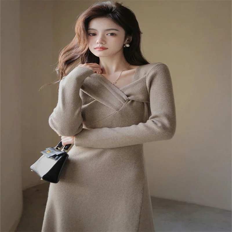 Temperament Appears Slim Gentle Women Wear Elegant Dresses On The Inside  On The Outside Autumn  Winter Knitted Long Dresses C25