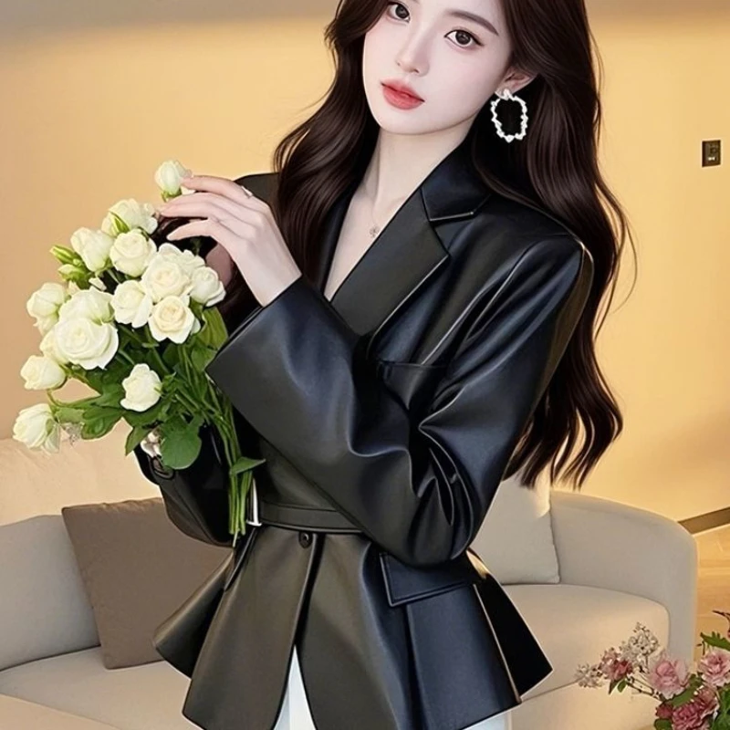 ファッションと美しい海外スタイル、コールドデパート、高級感、ブラックウエストレザージャケット、ショートコート、レディース春新作