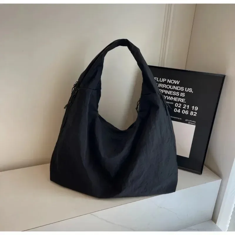 Colorful Solid Cloth Zipper Shoulder Bags Large Capacity High Quality Autumn New Style Tote Bags for Women 2025 Fashion Hot Sale