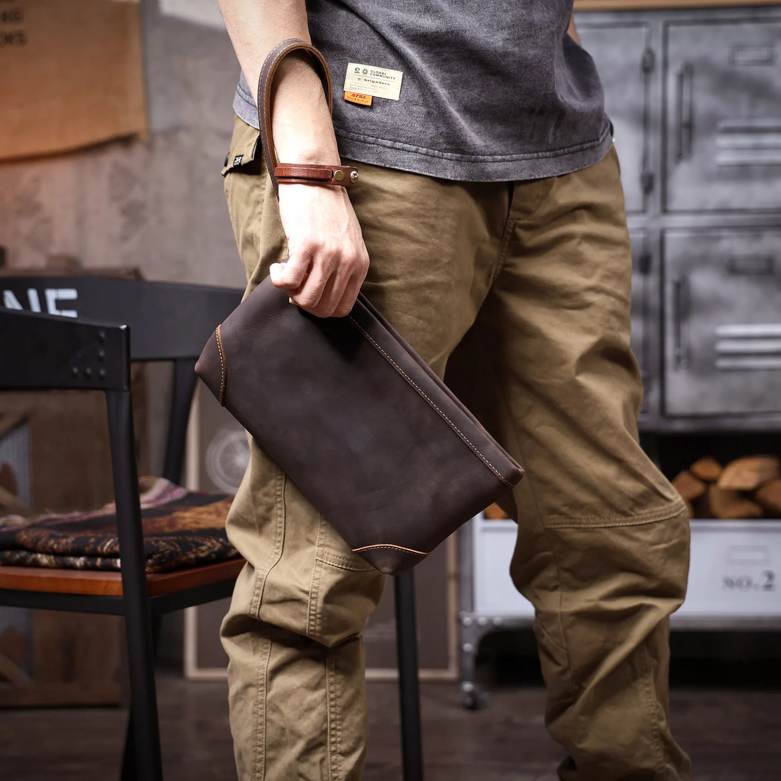 S.WORKER Vintage Echtleder Herren-Clutch-Tasche Lange Geldbörse für Männer Erstschicht-Leder-Portemonnaie Retro-Kartenhalter Handyhalter – Detail 4