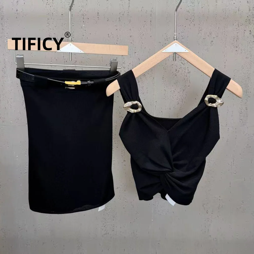 High Street 2pcs Set Women's New V-neck Sleeveless Metal Buckle Cross Short Knit Tanks with Waist Belt and Semi Elegant Skirt