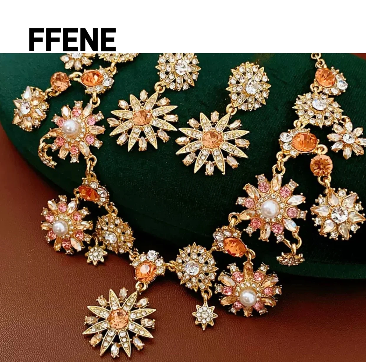 

Hot-selling round flower set, retro and exquisite necklace, earrings, luxurious accessories, women's high-end feeling