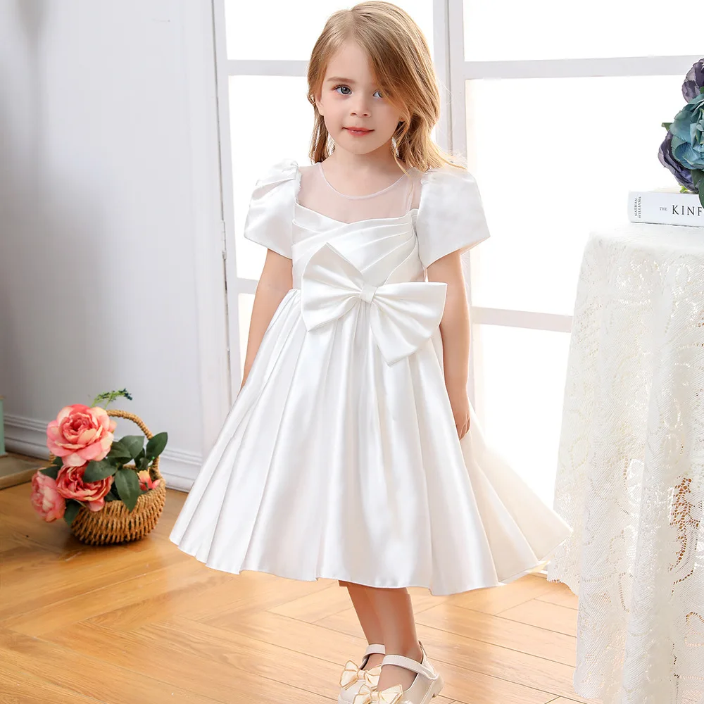 

It's Yiiya Customized Flower Girl Dress White Satin Pleat O-neck Short Sleeves A-line Tea-length Zipper Back Kids Gowns T122