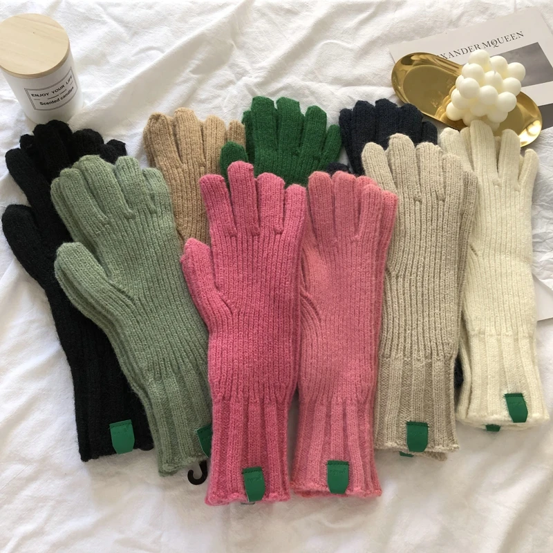 Guantes de punto de Color puro para mujer, guantes gruesos y cálidos con dedos divididos, regalo de Navidad para pareja