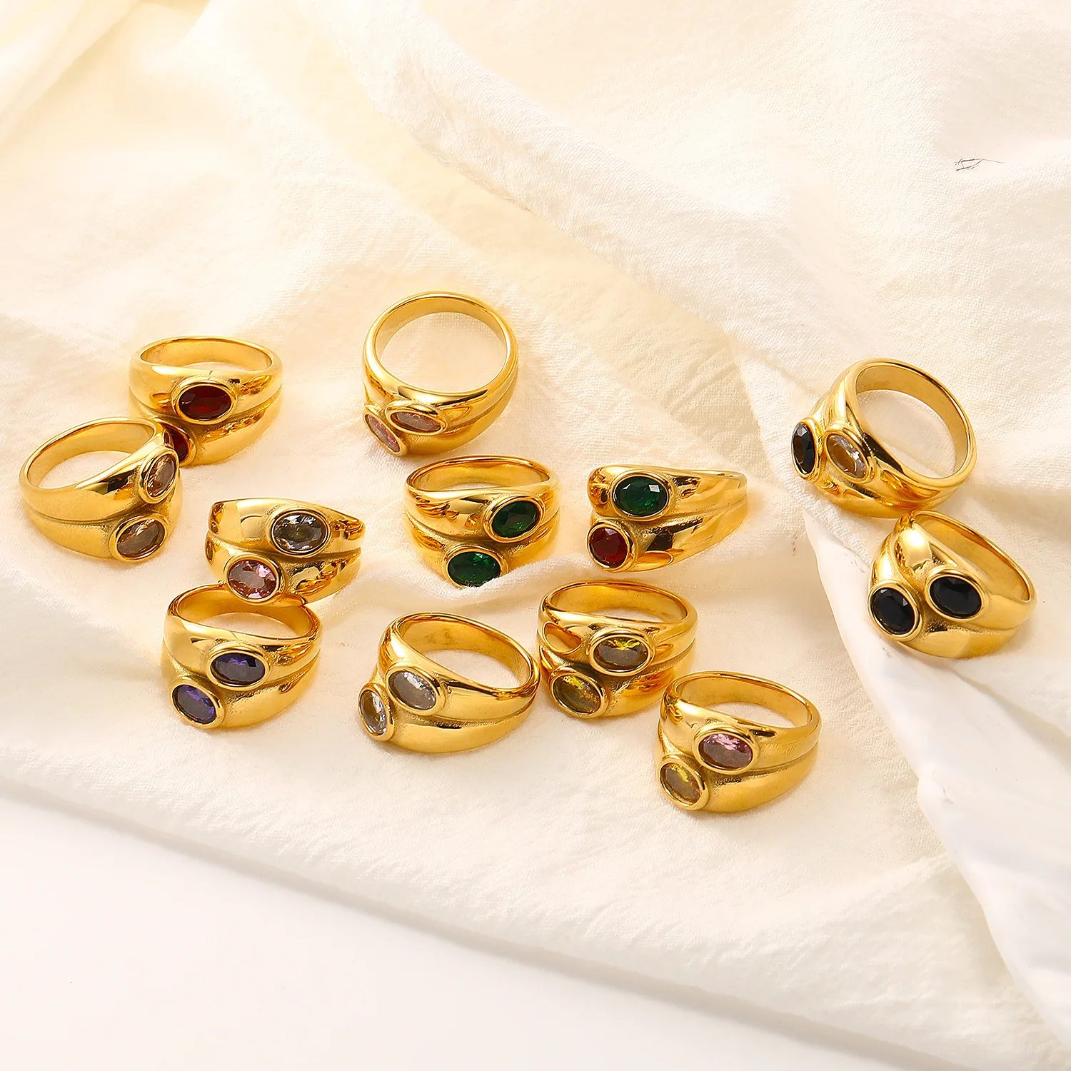 Modischer Wasserdichter Edelstahl Breiter Doppelschichtiger Zirkon-Ring Mehrfarbiger Kristall Luxuriöser Damen-Hochzeitsschmuck Geschenk