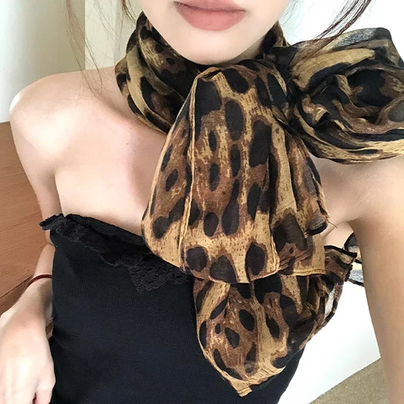 Leopard Print Scarf Soft Lightweight Women Scarf Soft Vintage Scarves Shawl Wrap for Daily Commuting Outdoor Elegant Thin Wrap