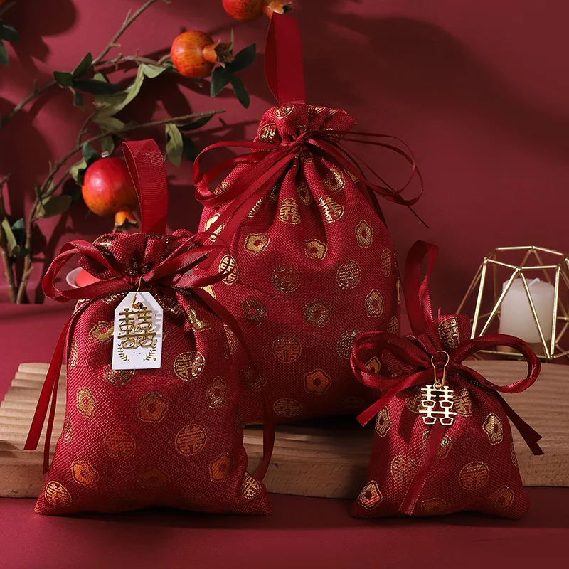 

10PCS Wedding Candy Bag Fabric Handheld Candy Bag Wedding Companion Gift Bag Red Wedding Candy Bag Bundle Candy Packaging Bag