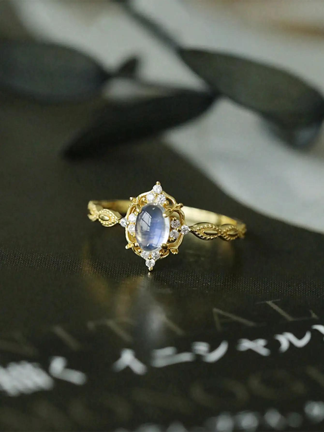 

Модное и уникальное дизайнерское серебряное кольцо для женщин, высококачественное Ювелирное кольцо на палец, 1 шт.