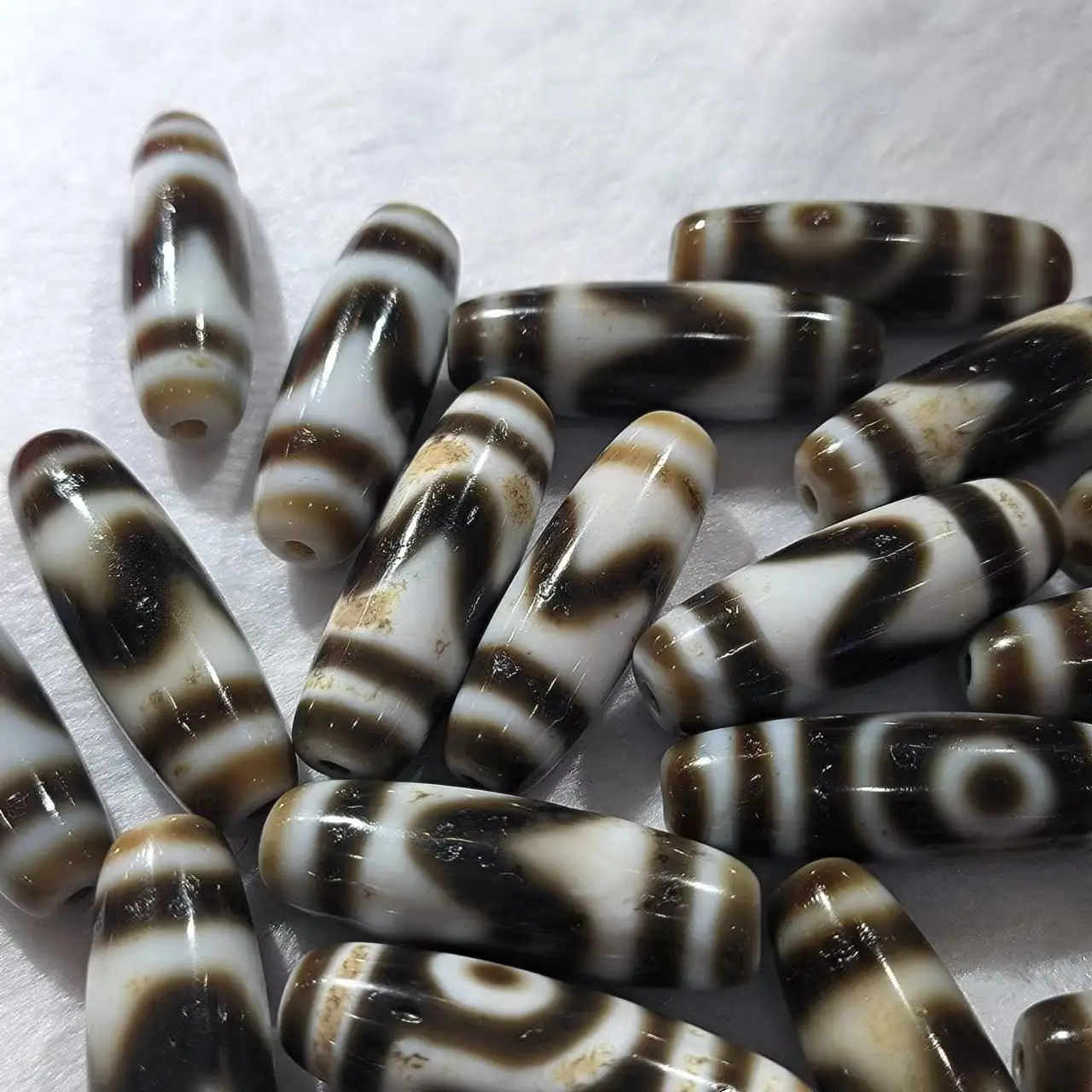 1pcs/lot natural agate dzi Black and white Multiple patterns calcify Weathered lines Accessories for bracelet necklaces Ethnic