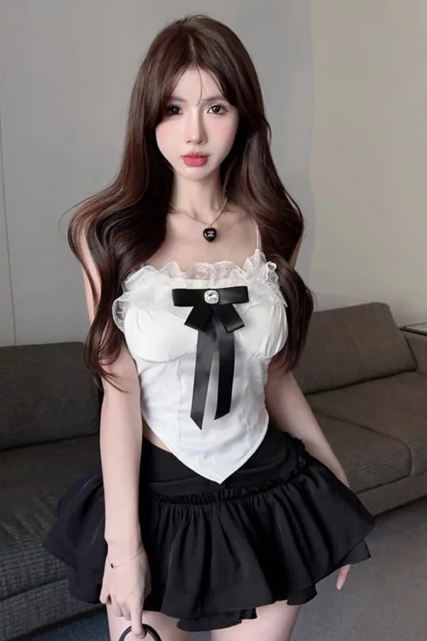 

Pure Desire Lace Spliced Camisole Slim Fit Bustier Bow Short Top