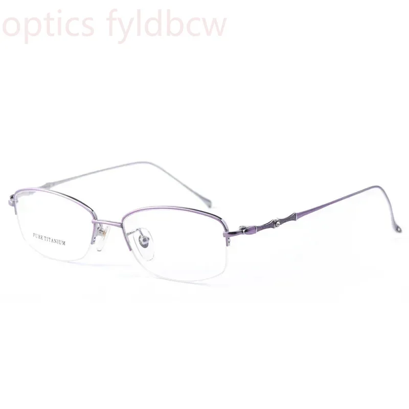 54-18-140 ファッション女性用メガネ チタンハーフフレーム 処方箋対応 デザイナー光学 カスタム矯正乱視メガネ