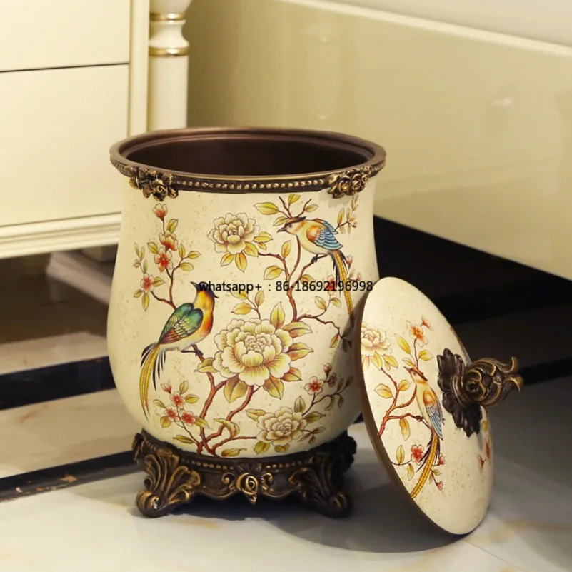 Large European Retro Living Room with Lid Trash Can Household Decoration Creative Storage Bucket Resin Handicraft Ornament
