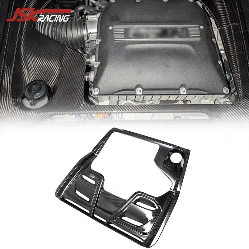 

Dry Carbon Fiber Engine Bay Kit For 2022-2024 Lotus Emira V6