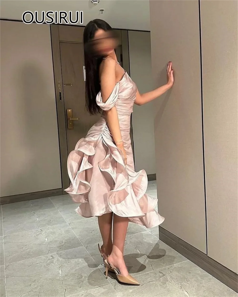 Saudi Off-Shoulder Ruffles Charming Evening Party Gown Knee-Length Backless A-line Pleated Bridesmaid Prom Gown Custom Made