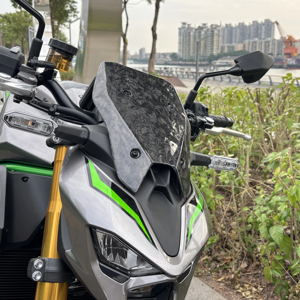 

For Kawasaki Z900 Z 900 SE 2025 Forging pattern Carbon fiber Motorcycle Windshield Windscreen Protectors Accessories z900