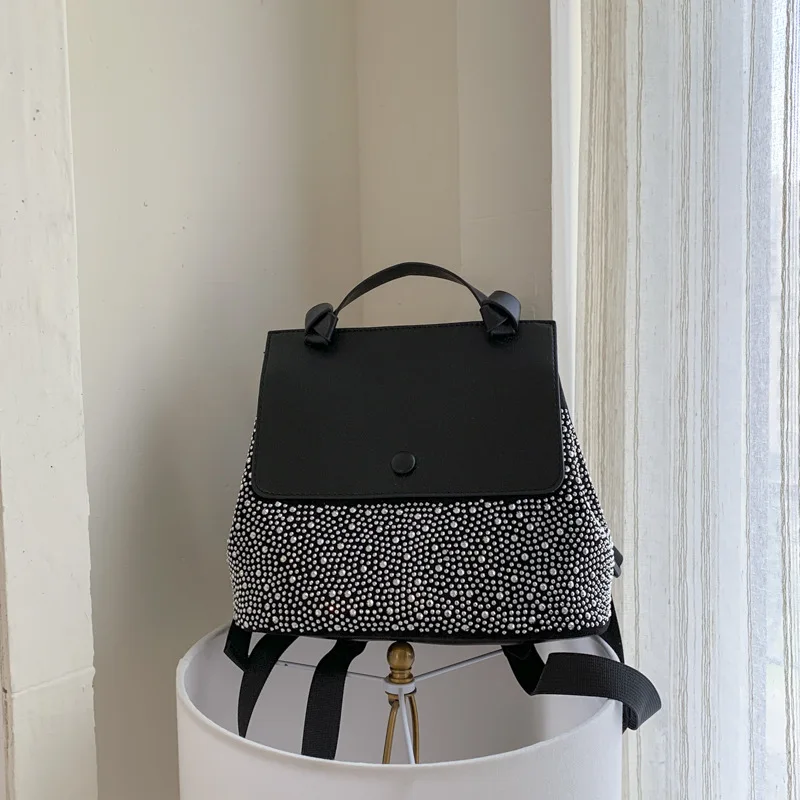 حقيبة ظهر جديدة على الموضة الفرنسية، حقيبة ظهر متطابقة الألوان ذات قيمة عالية، حقيبة يد ذات سعة كبيرة