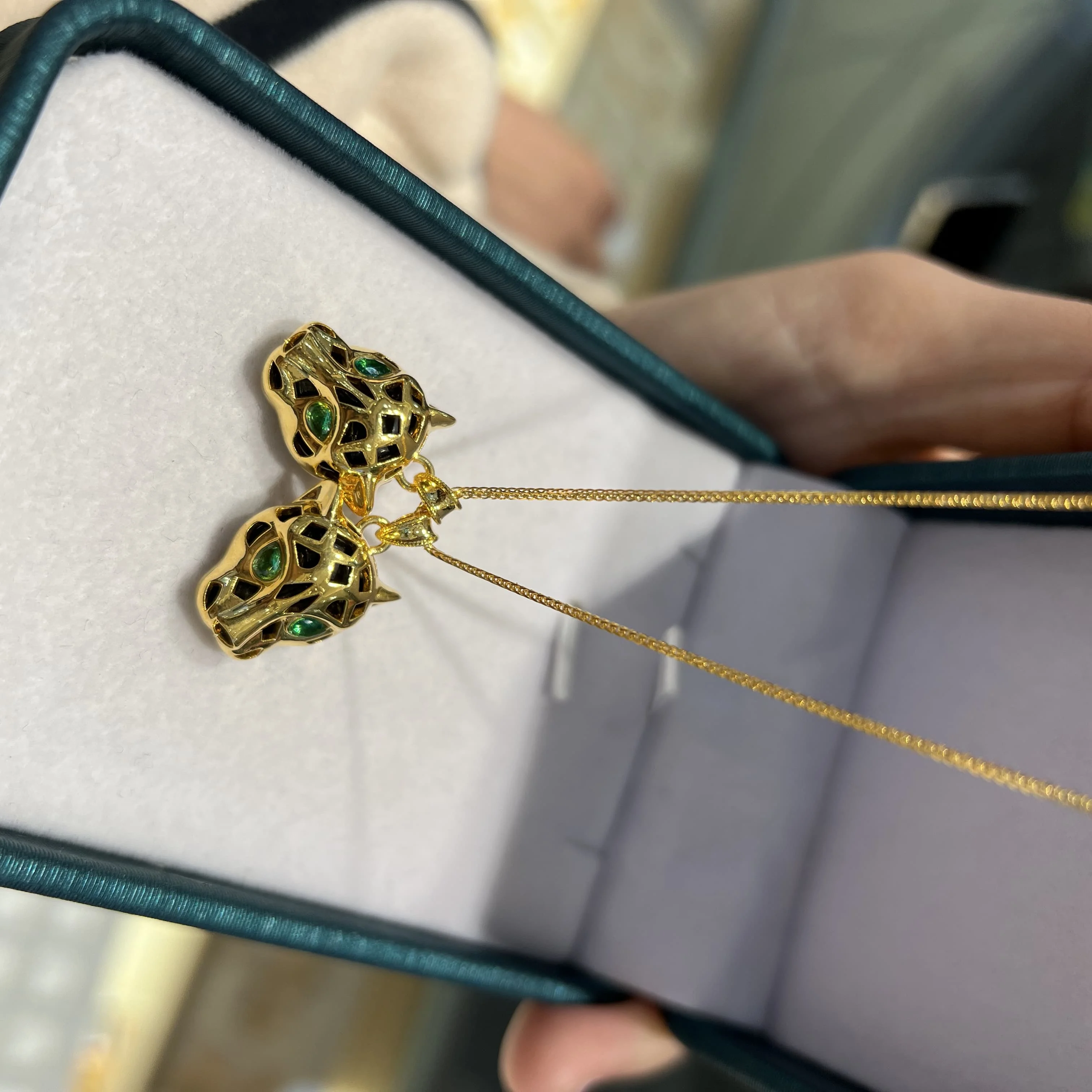 Real 18K Gold Leopard Head Pendant for Woman Luxury AU750 Pendant Necklace Fine Jewelry High-quality Banquet Gift