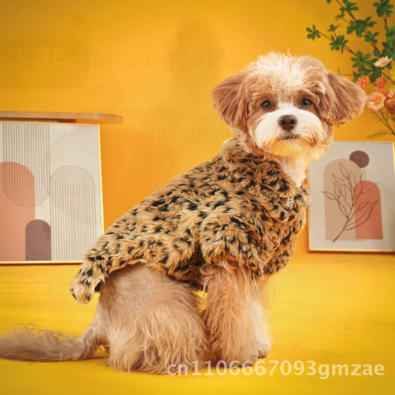 

Поводок с леопардовым принтом, плащ, теплый жилет для собак, милый забавный праздничный костюм, универсальный костюм в европейском и американском стиле