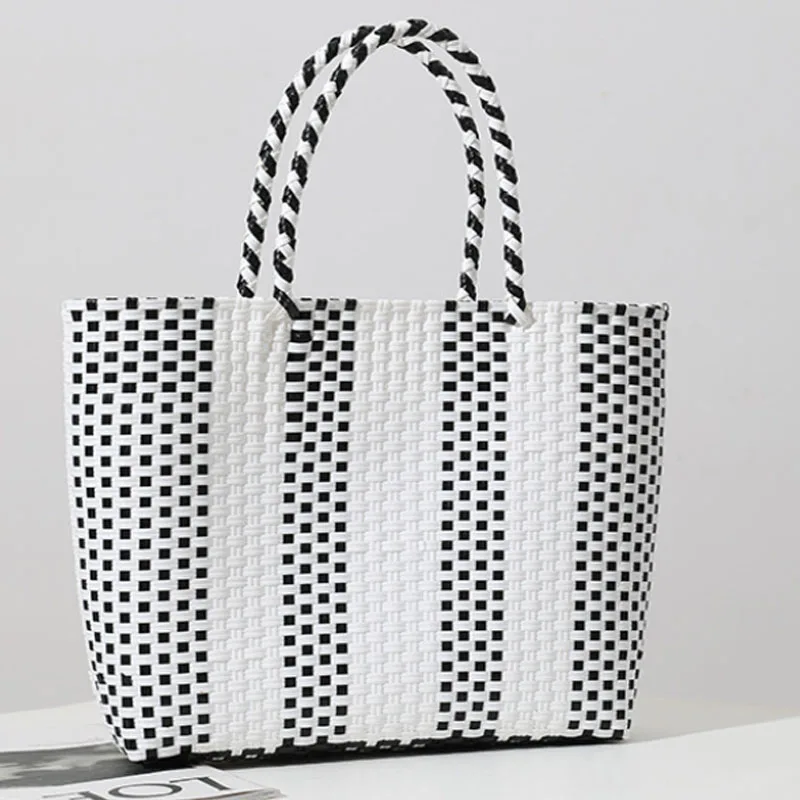 large-capacity women  handbag 2024 New portable plastic hand-woven bag women\'s all-match leisure shopping vegetable basket bag