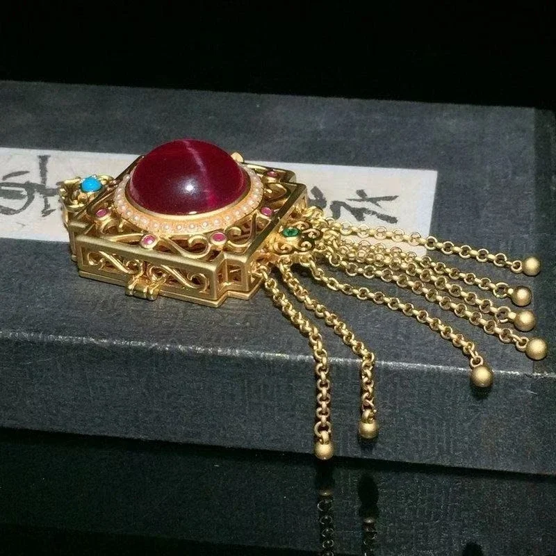 Handmade Starry Stone Pendant Antique Collectible Exquisite Craftsmanship Scented Sachet Jewelry Gift