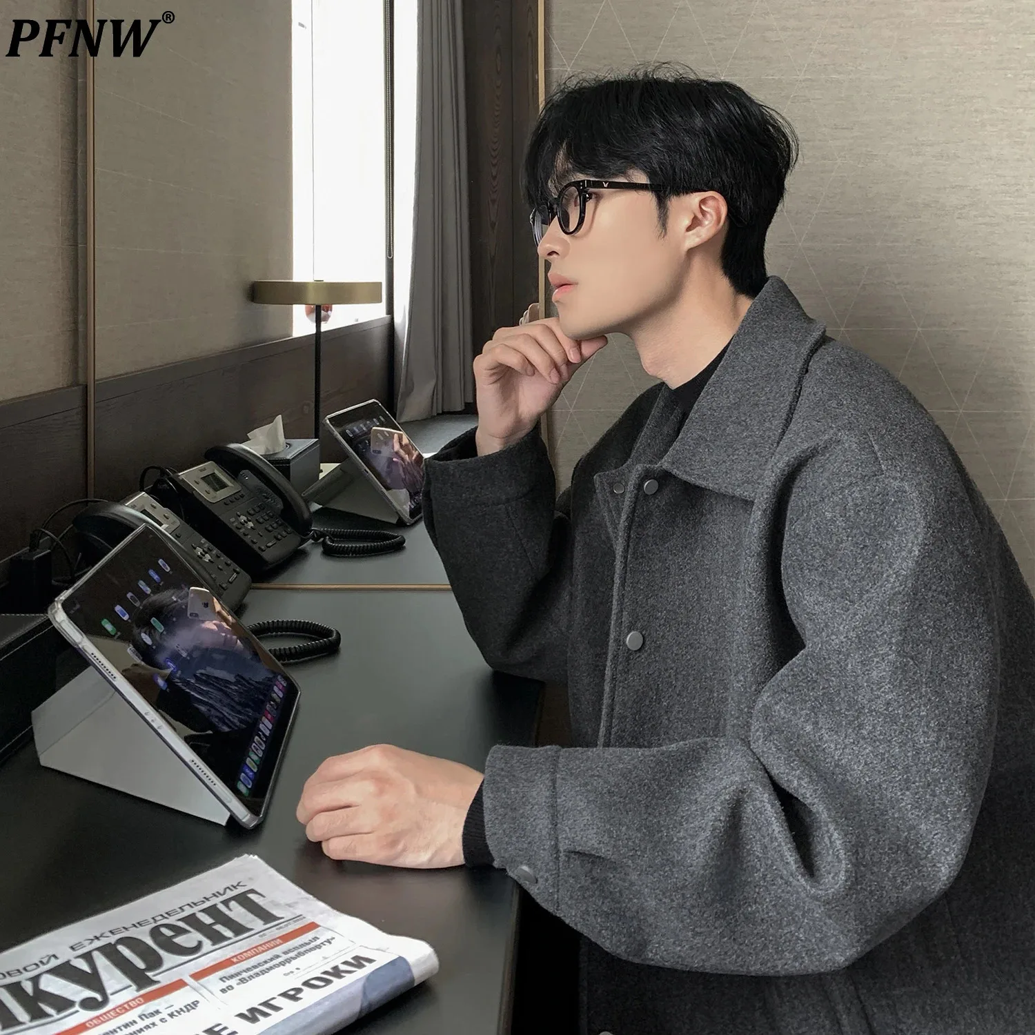 

Autumn Winter New Solid Color Short Woolen Coat For Men Korean Trendy Loose Thick Lapel Long Sleeve Tweed Jacket