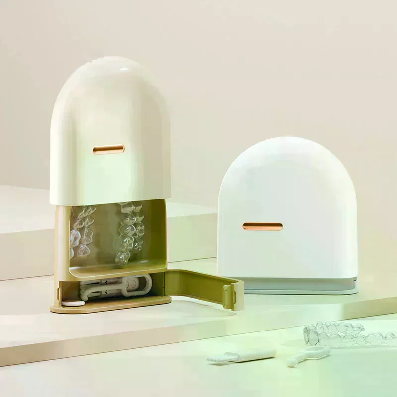 Retainer Case Portable Mouth Guard Box Oral Cleaning False Teeth Denture Storage Box Teeth Aligner Braces Box Orthod