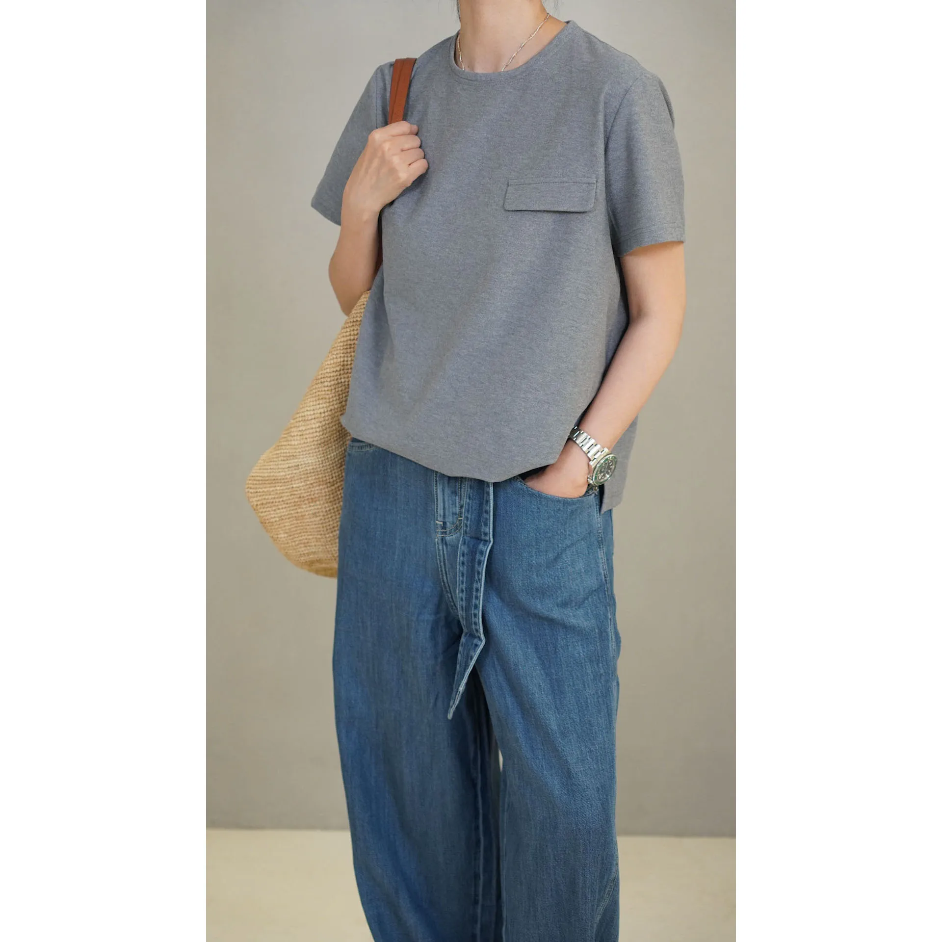 

Modern Wardrobe Women's Faion mat Commute Organic Cotton round Ne ort Sve T-irt Comfortable Loose Fit Basic...