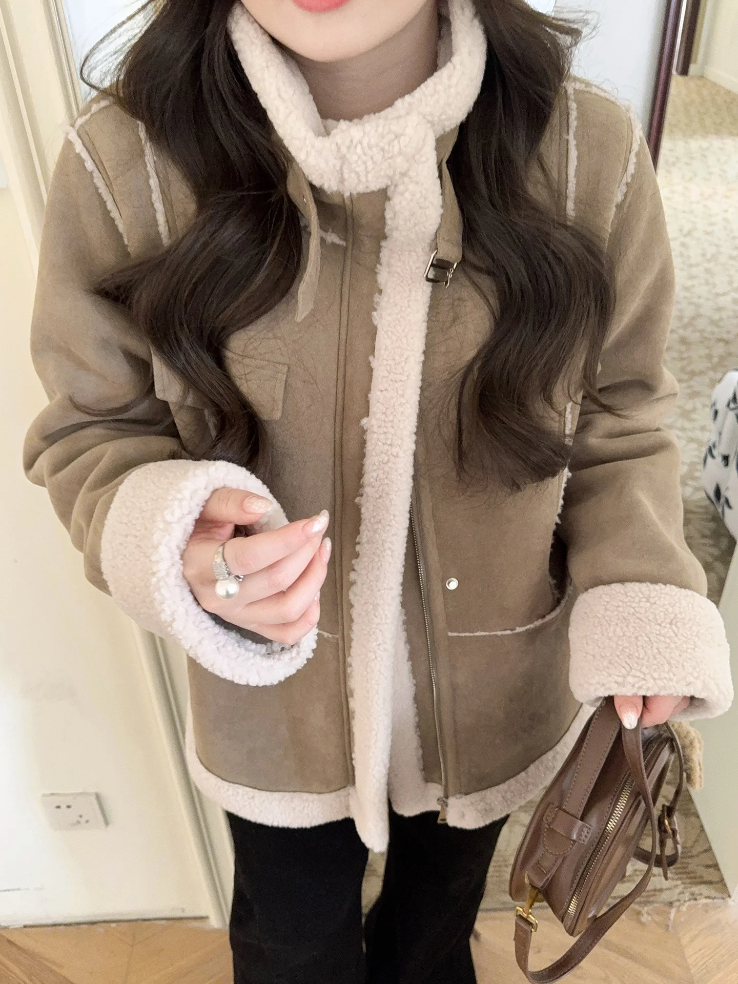 Korean Sle Faux Fur Biker Jaet Large Size Women's Coat Warmth Straight Cut Polyester Blend Long Sve Button Closure