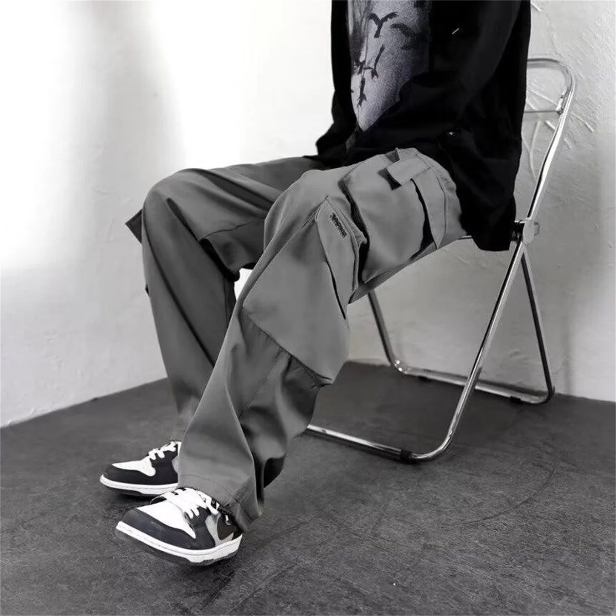 

Летние однотонные брюки большого размера, новинка 2025, плиссированные рабочие брюки, мужские модные свободные и универсальные летние повседневные брюки с тонкими прямыми штанинами