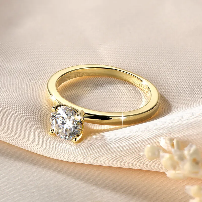 IOGOU Solitaire 1,0 CT 6,5 mm D Moissanit-Diamantringe, 14 Karat Gold gefüllt, klassischer Hochzeits-, Verlobungs- und Versprechensring für Damenschmuck – Detail 3