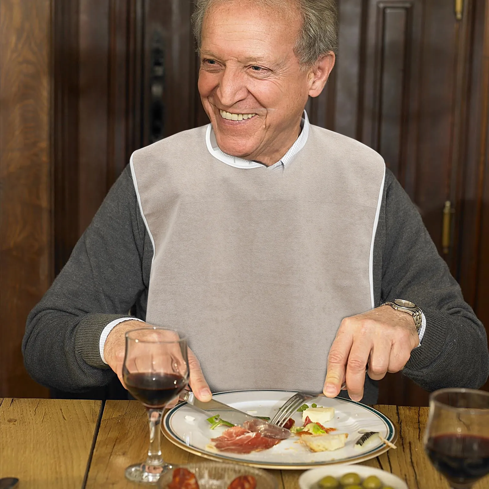1Pcs Waterproof Adult Bib Extra Large Eating Apron for Adults Elderly Stroke Patients Easy to Wash Reusable Feeding Bib Cloth