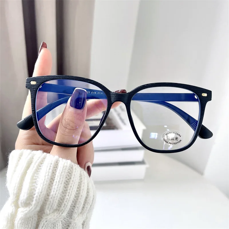 Wooden Color Woman Glasses TR90 Material Square Shape Frame Glasses Blue Light Blocking Man Glass